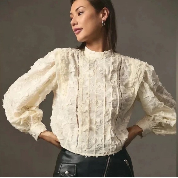 FARM Rio Tops - FARM RIO Star 3D Embroidered Blouse in Ivory XS Fairy Party Office‎ cropped